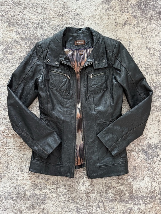 Danier Jackets & Blazers - Danier Black Leather Jacket XS Fitted Moto Zip Soft Leather